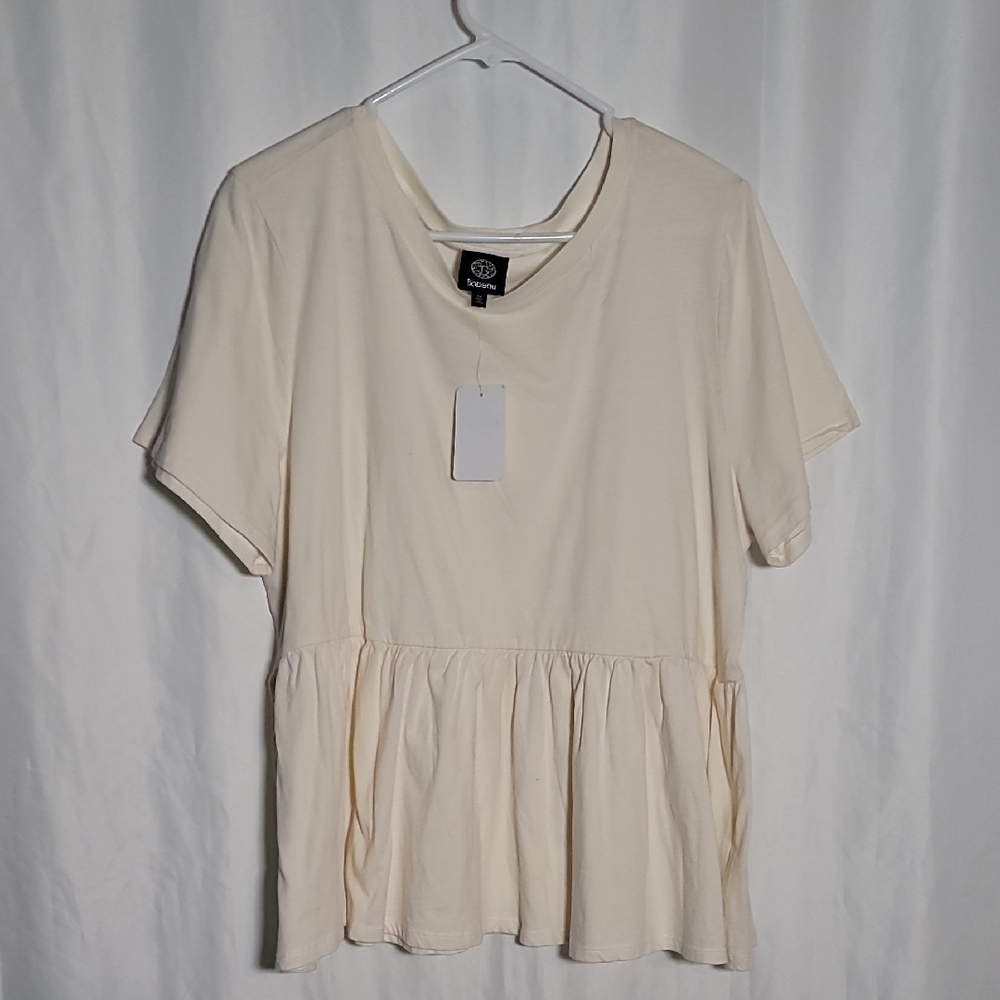 Bobeau Cream Peplum Short Sleeve Top